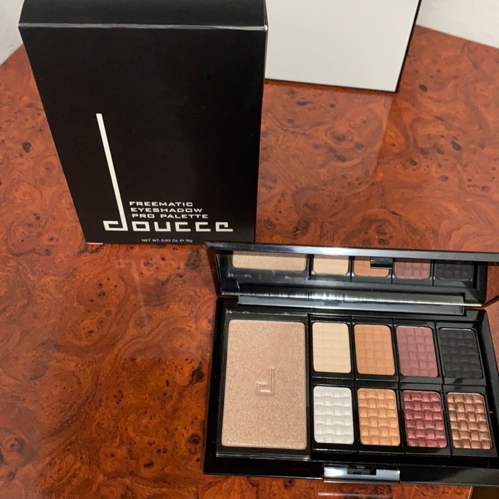 doucce Palette